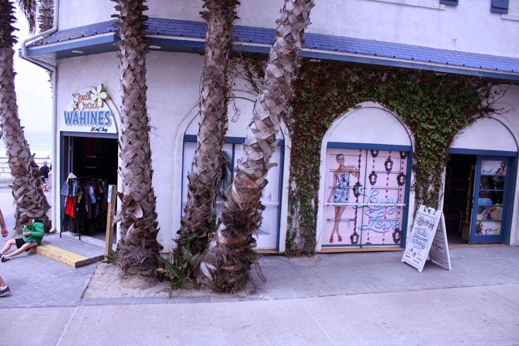 Wahines | San Diego, CA 92109, USA