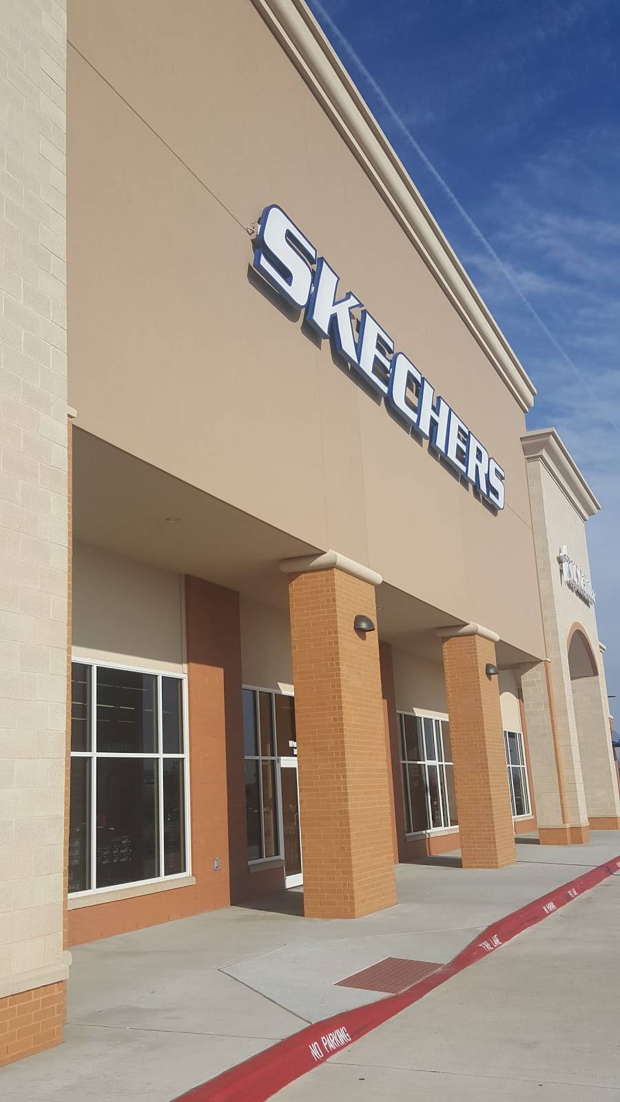 SKECHERS Warehouse Outlet | 1609 Penn Park Blvd #6, Oklahoma City, OK 73159, USA | Phone: (405) 686-9340