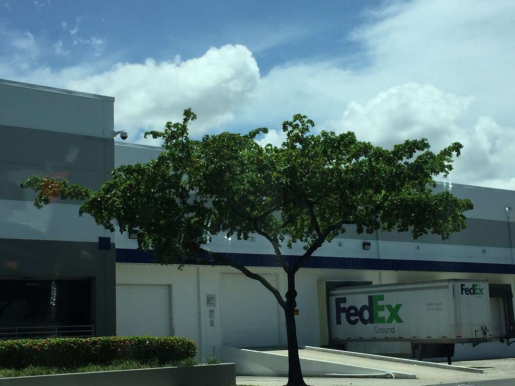 FedEx Home Delivery | 11801 NW 101st Rd, Miami, FL 33178, USA | Phone: (800) 463-3339