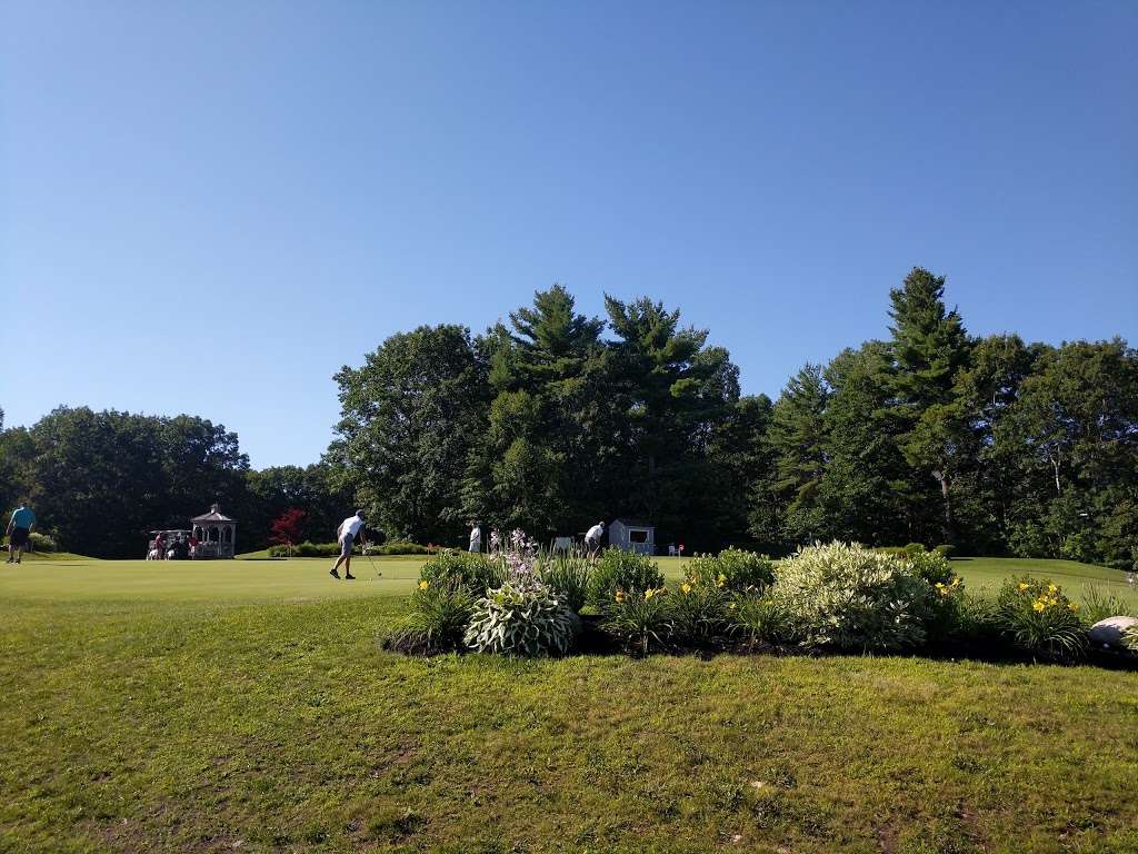 Windham Country Club | 1 Country Club Rd, Windham, NH 03087, USA | Phone: (603) 434-2093