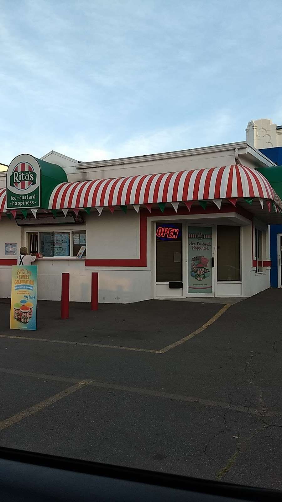 Ritas Italian Ice & Frozen Custard | 355 Market St, Kingston, PA 18704 | Phone: (570) 331-9135