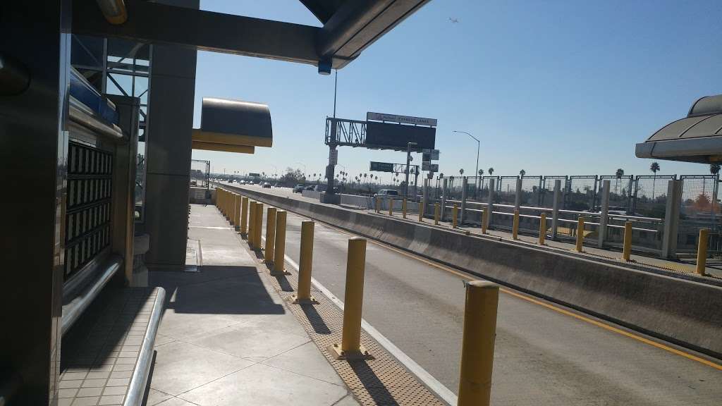 Harbor Transitway-Manchester | Los Angeles, CA 90003, USA