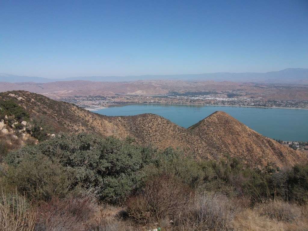 E Launch | S Main Divide, Lake Elsinore, CA 92530, USA