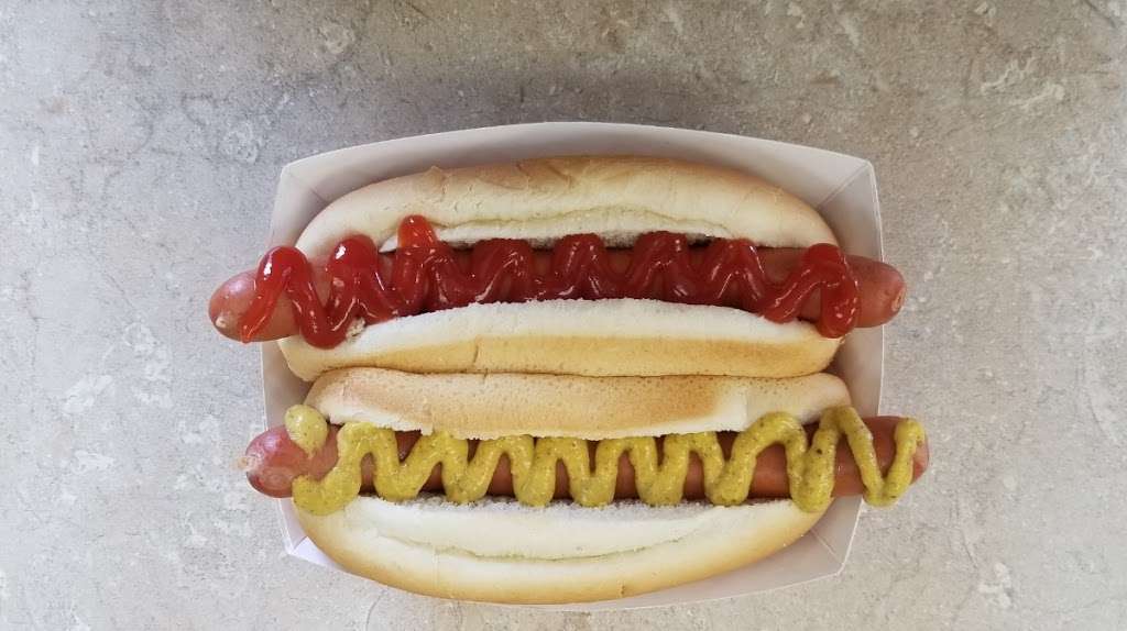 Daves Hot Dogs | 323 S Pine Ave, South Amboy, NJ 08879, USA | Phone: (732) 316-9600