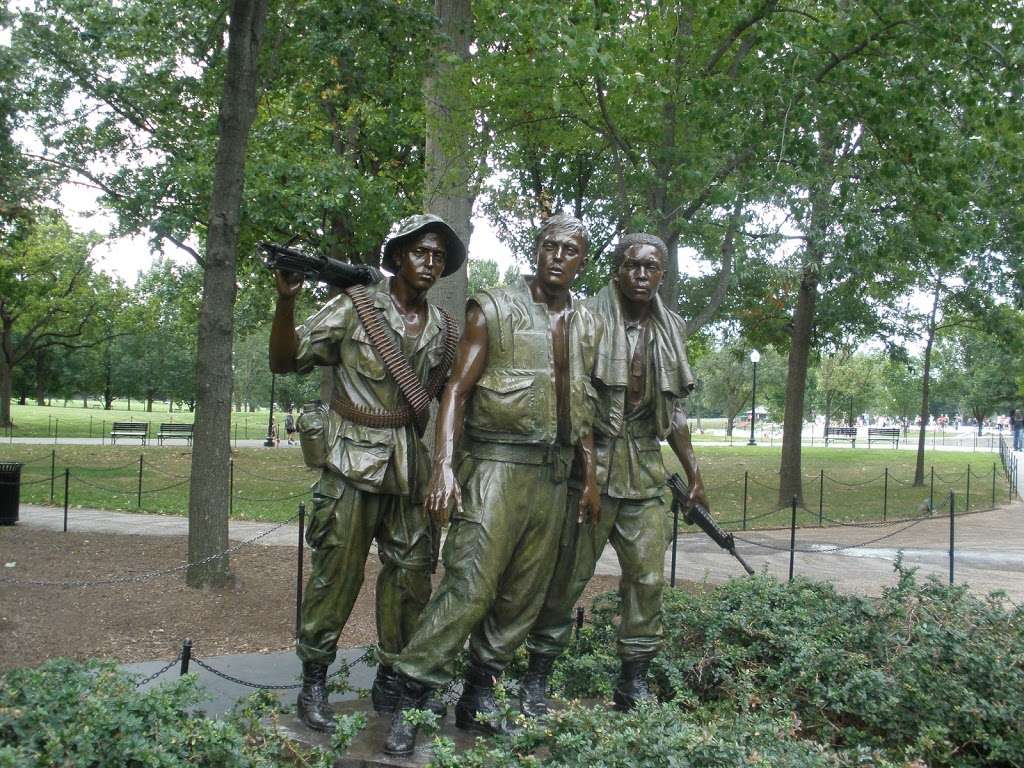 Three Servicemen Statue | Washington, DC 20024, USA