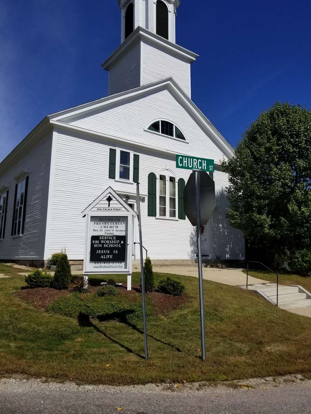 Windham Presbyterian Church | 1 Church Rd, Windham, NH 03087, USA | Phone: (603) 432-2150