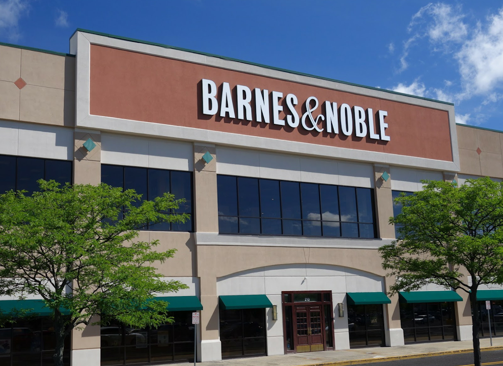 Barnes & Noble | 210 Commerce Blvd, Fairless Hills, PA 19030, USA | Phone: (215) 269-0442