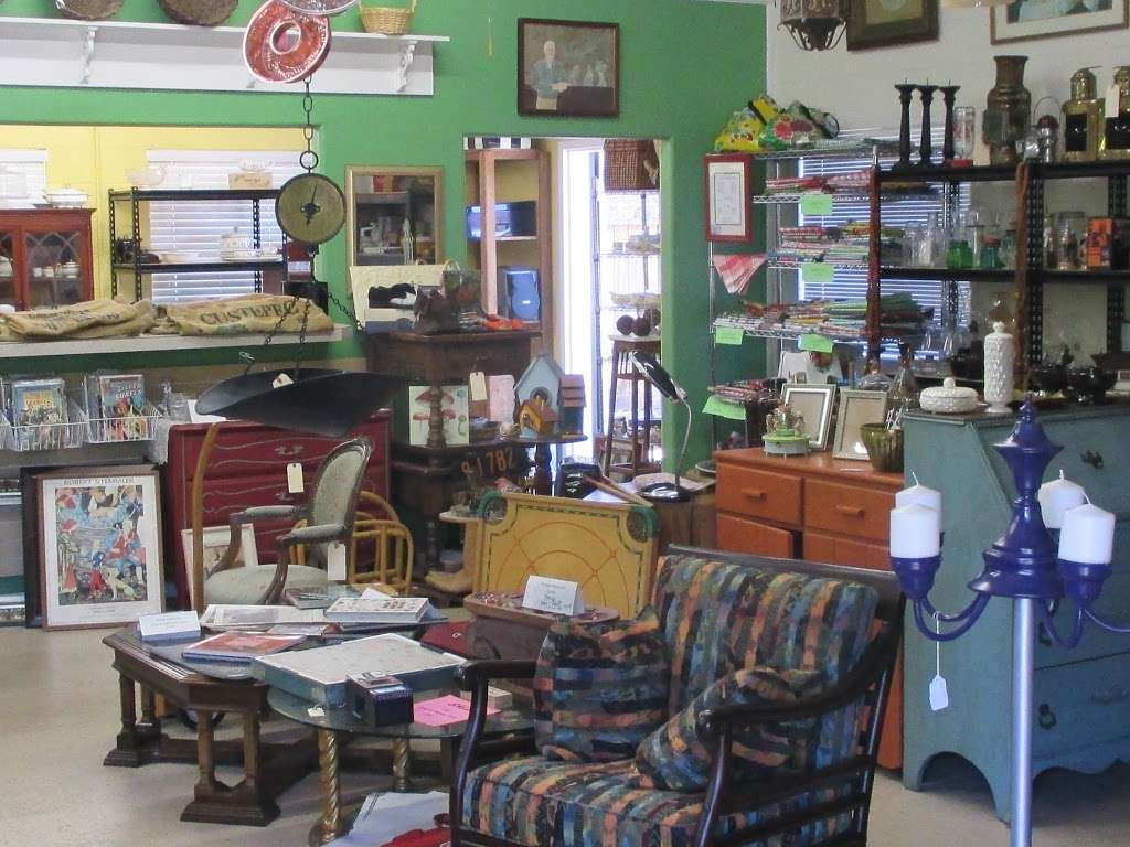 Reclaimed Antiques & Consignments | 19618 8th St E, Sonoma, CA 95476 | Phone: (707) 484-6562