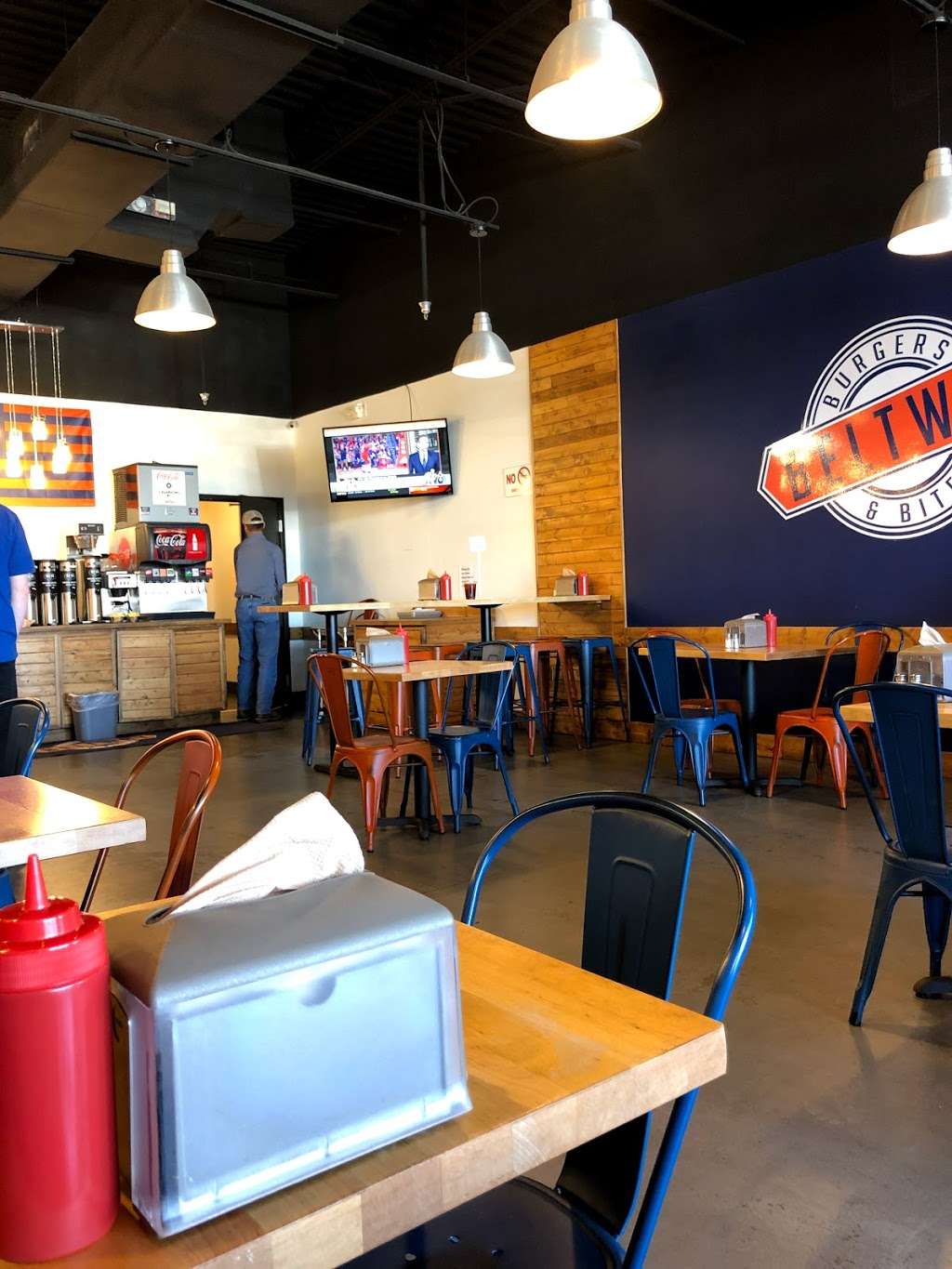 Beltway Burgers & Bites | 8111 North Sam Houston Pkwy W Suite 200, Houston, TX 77064, USA | Phone: (346) 314-4934