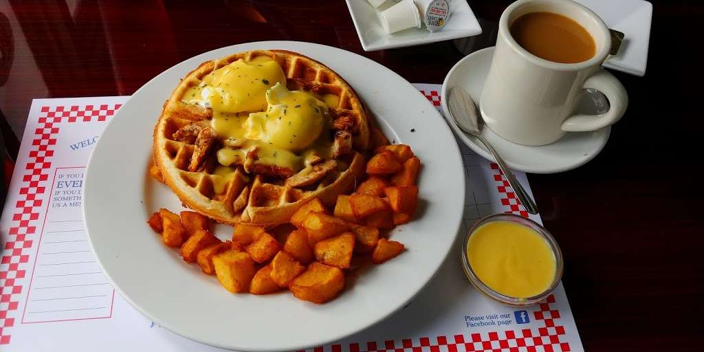 Dannys Diner | 114 Bethlehem Pike, Colmar, PA 18915, USA | Phone: (215) 444-1344