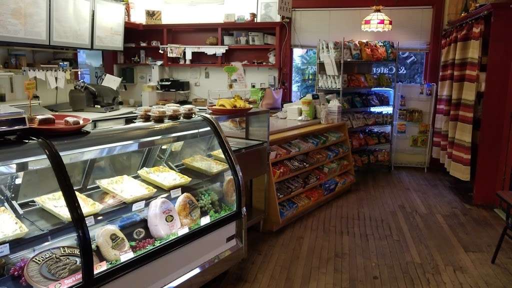 Tonys Corner Deli | 622 Main St, Ridgefield, CT 06877, USA | Phone: (203) 438-8465