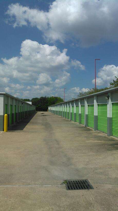 Extra Space Storage | 8600 Main St, Houston, TX 77025, USA | Phone: (713) 661-3000