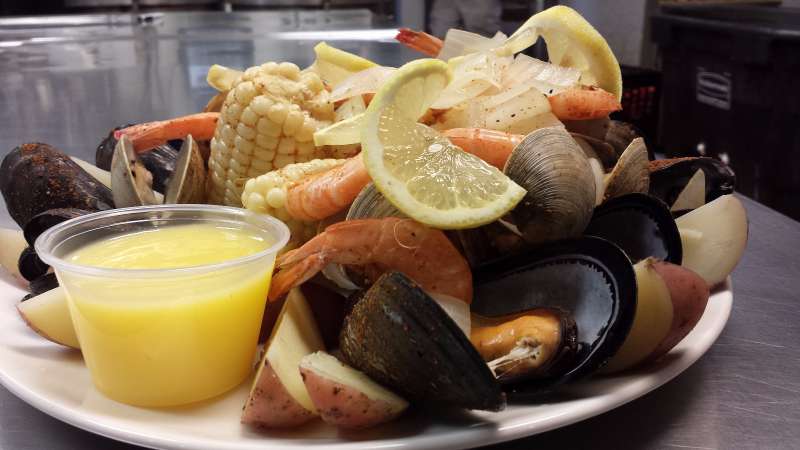 Conrads Crabs & Seafood Market -Parkville, MD | 1720 E Joppa Rd, Parkville, MD 21234, USA | Phone: (410) 882-1515