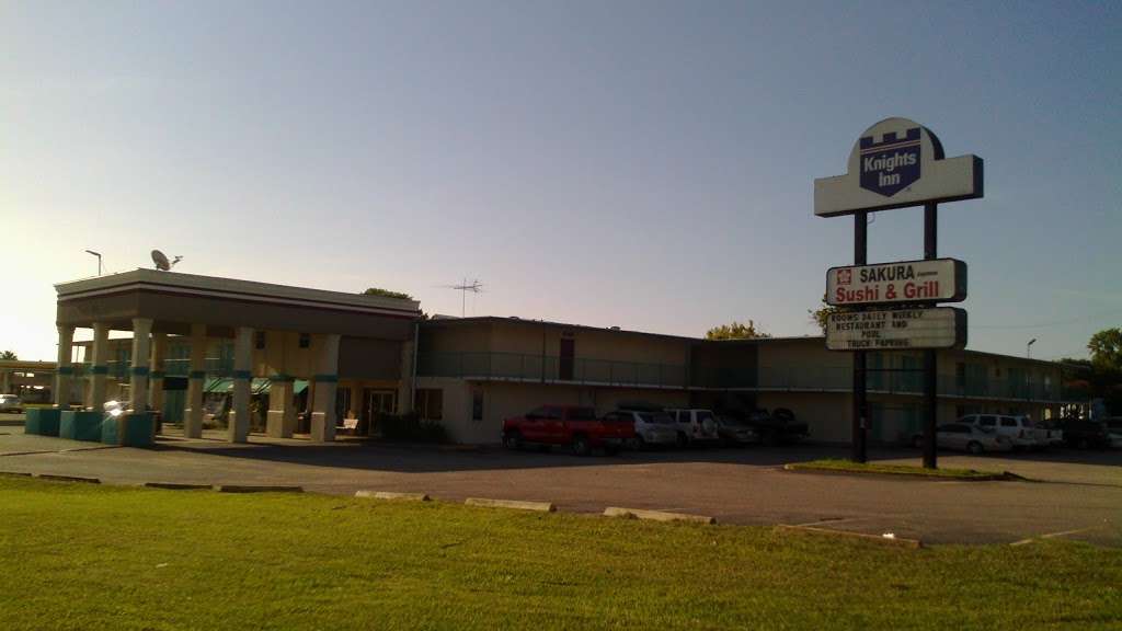 Knights Inn Alvin | 110 E Hwy 6, Alvin, TX 77511, USA | Phone: (281) 331-5227