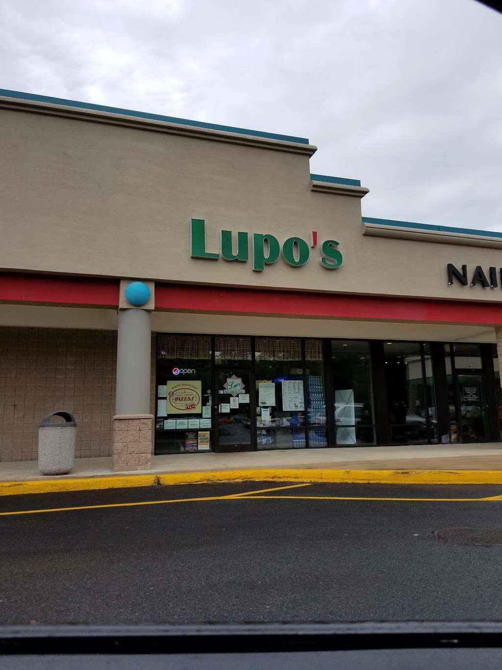 Lupos Italian Kitchen & Pizzeria | Big Y Plaza, 637, Lowell St, Peabody, MA 01960, USA | Phone: (978) 535-0411