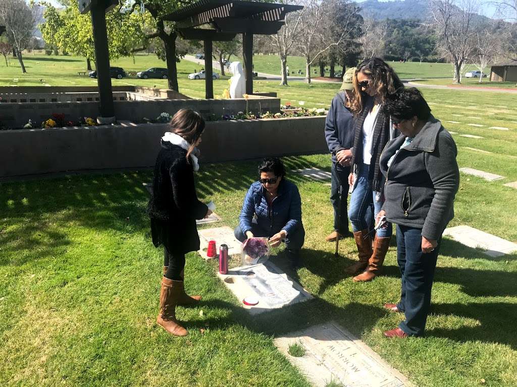 Gate of Heaven Cemetery | 22555 Cristo Rey Dr, Los Altos, CA 94024, USA | Phone: (650) 428-3730