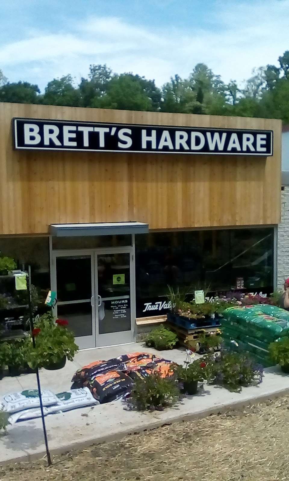 Bretts True Value | 18 W Main St, Beacon, NY 12508, USA | Phone: (845) 765-2631