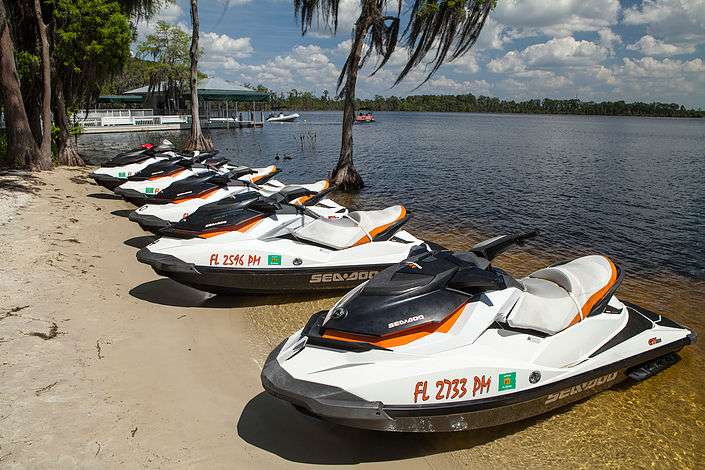 Buena Vista Watersports | 13245 Lake Bryan Dr, Orlando, FL 32821, USA | Phone: (407) 239-6939