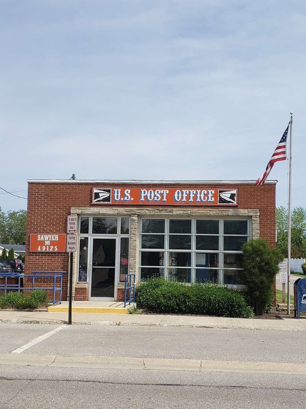 United States Postal Service | 5835 Sawyer Rd, Sawyer, MI 49125 | Phone: (800) 275-8777