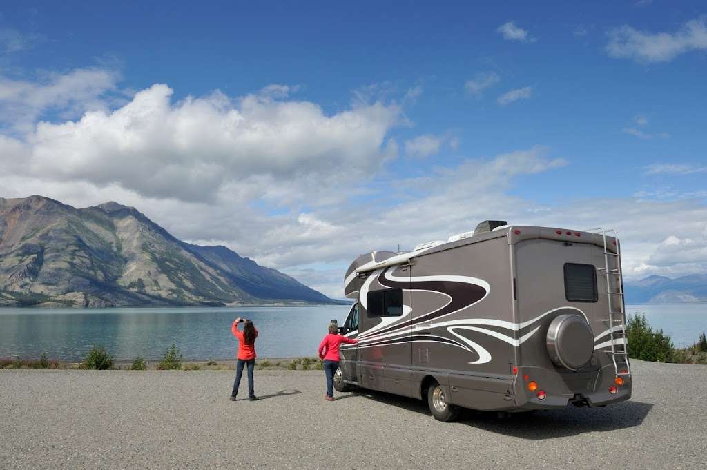 Lux-Liner LLC | 5511 N Peck Rd, Arcadia, CA 91006, USA | Phone: (626) 408-8007