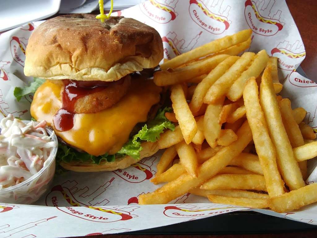 Burger Bull | 5736 N Elston Ave, Chicago, IL 60646 | Phone: (773) 628-7156