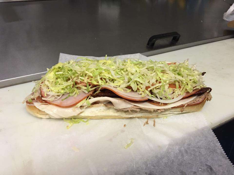 Mims Mighty Meaty Hoagies | 423 W Main St, Fayetteville, PA 17222, USA | Phone: (717) 352-3935