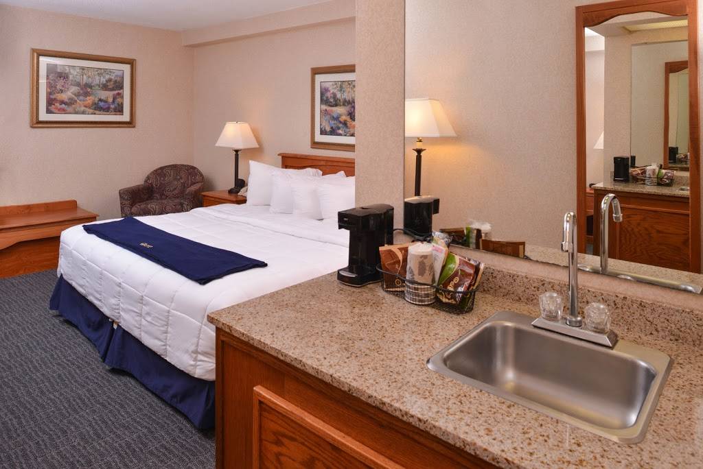 New Victorian Inn & Suites | 10728 L St, Omaha, NE 68127, USA | Phone: (402) 593-2380