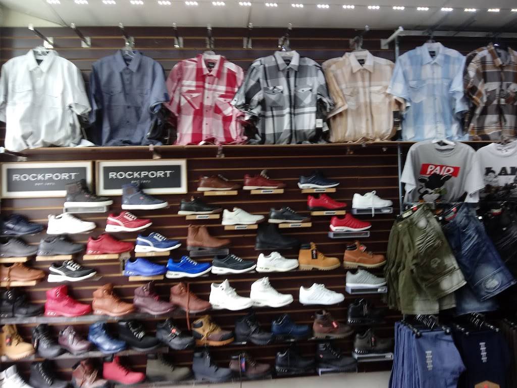 Sams Wear | 12897 Woodward Ave, Highland Park, MI 48203, USA | Phone: (313) 852-6195