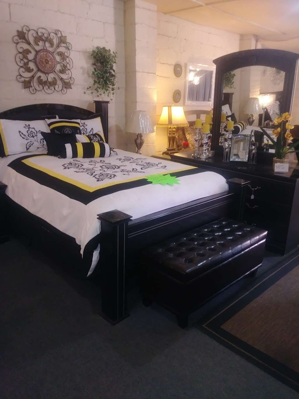 D&M Furniture | 1337 N Mt Vernon Ave, San Bernardino, CA 92411 | Phone: (909) 885-3590