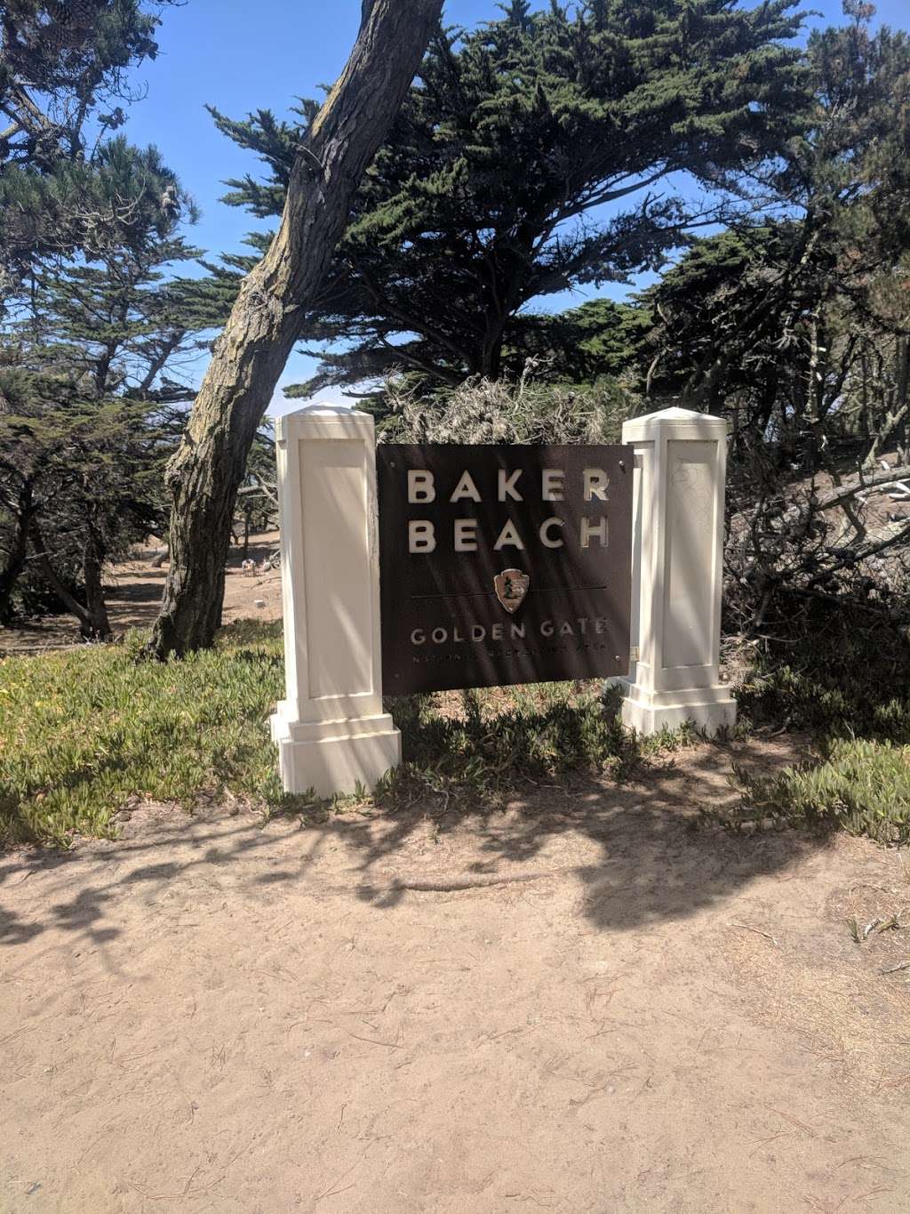 Parking Baker Beach 停车 | Unnamed Trail, San Francisco, CA 94129, USA