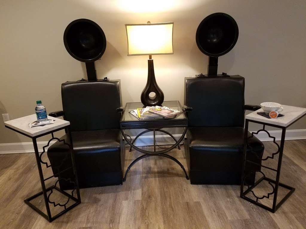 Hair on Hillside | 11 Hillside Rd, Plainville, MA 02762, USA | Phone: (508) 954-8514