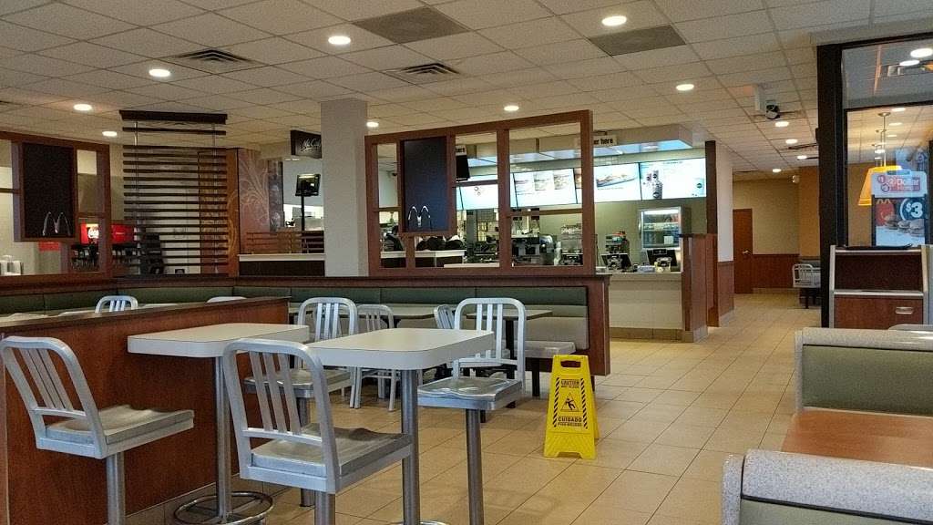 McDonalds | 404 Constant Friendship Blvd, Abingdon, MD 21009, USA | Phone: (410) 569-2977