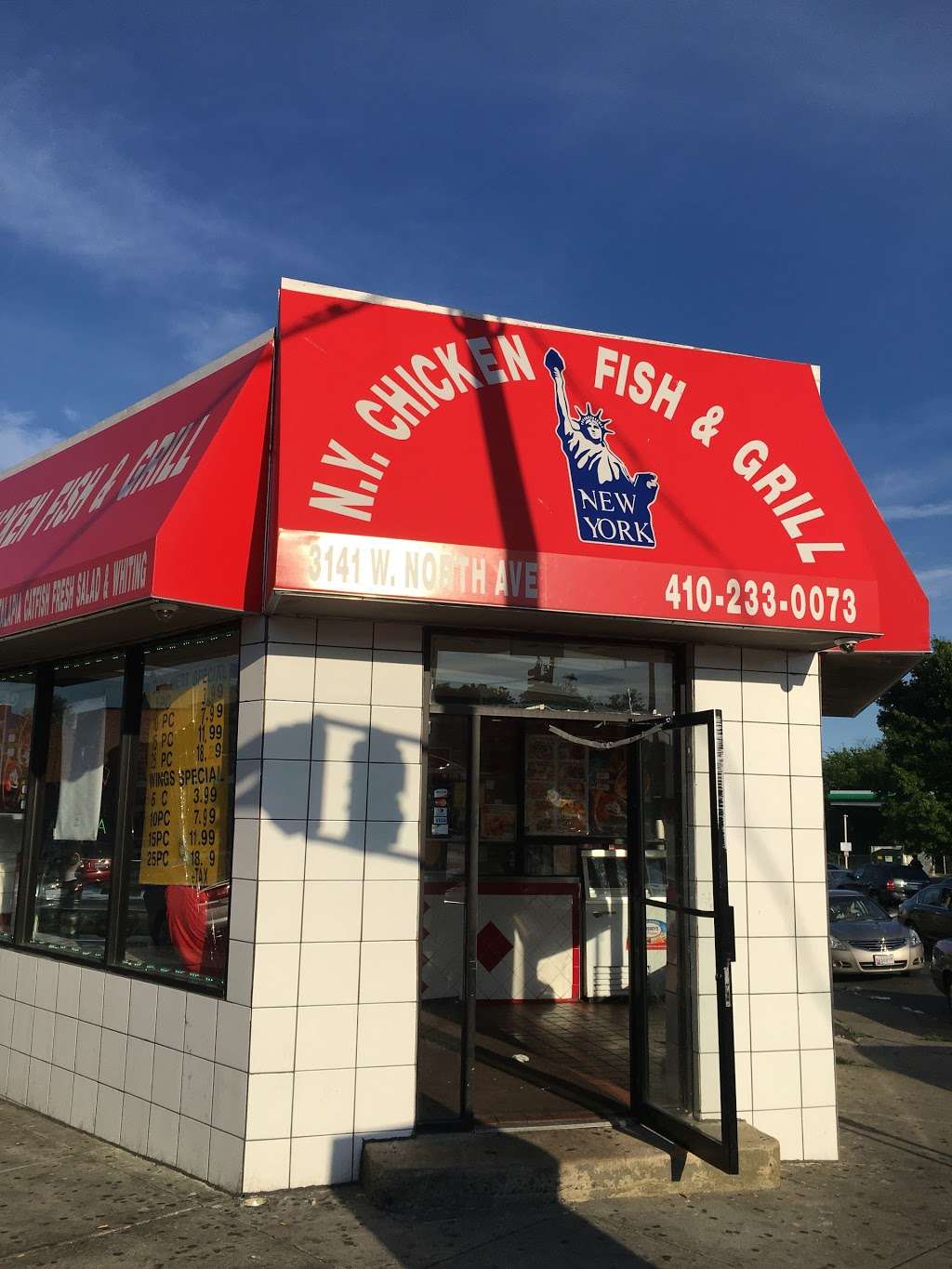 New York Fried Chicken | 3141 W North Ave, Baltimore, MD 21216, USA | Phone: (410) 233-0073