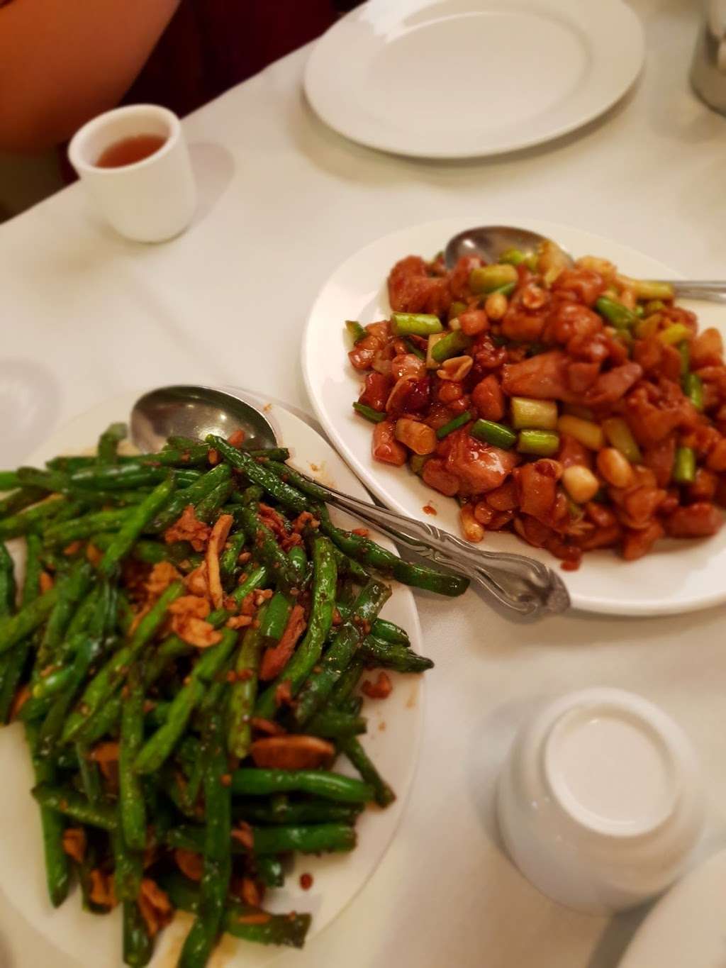 Yang Chow Restaurant | 3777 E Colorado Blvd, Pasadena, CA 91107 | Phone: (626) 432-4538