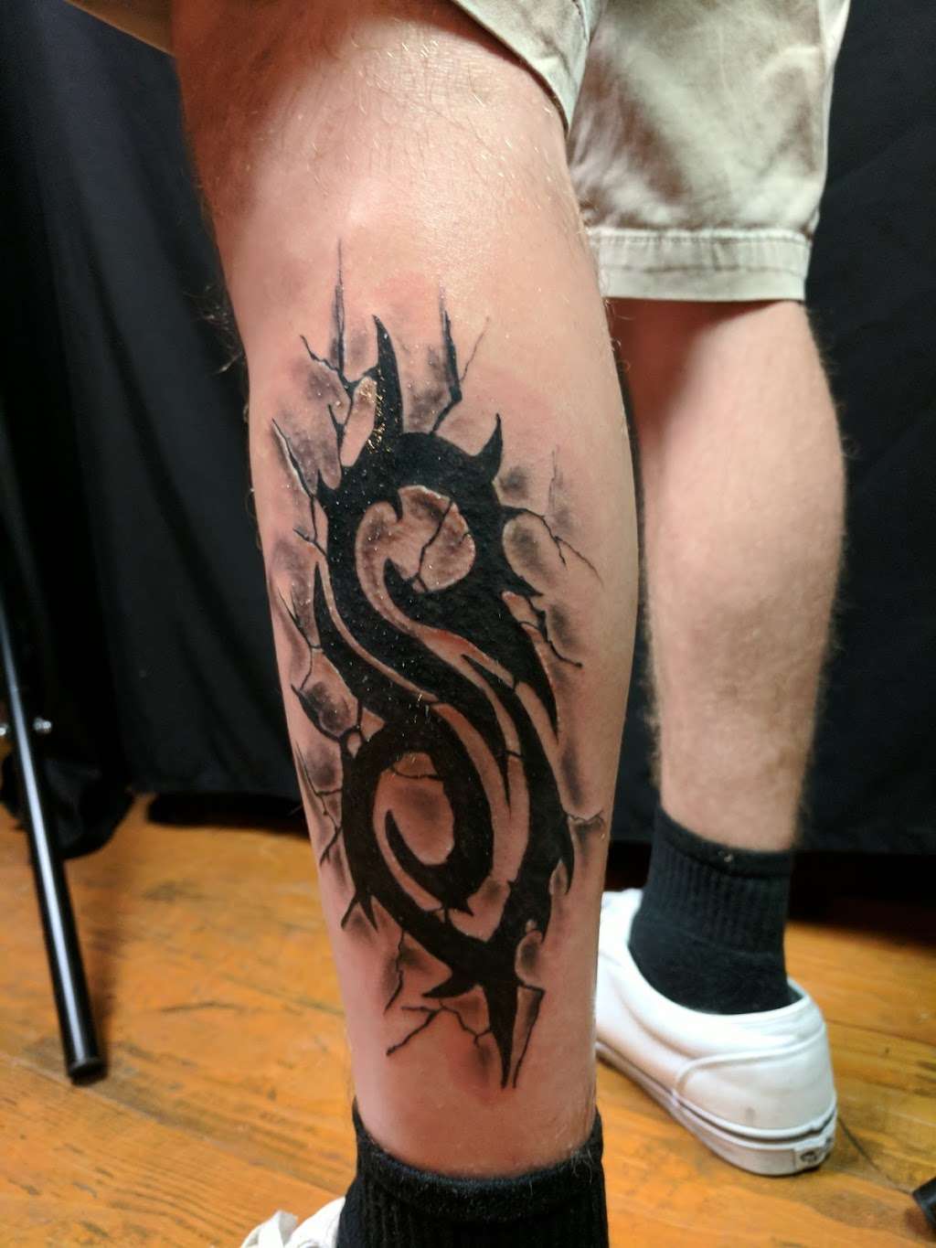 INKsignia Tattoo Studio | 113 N Market St, Winamac, IN 46996, USA | Phone: (574) 946-7777