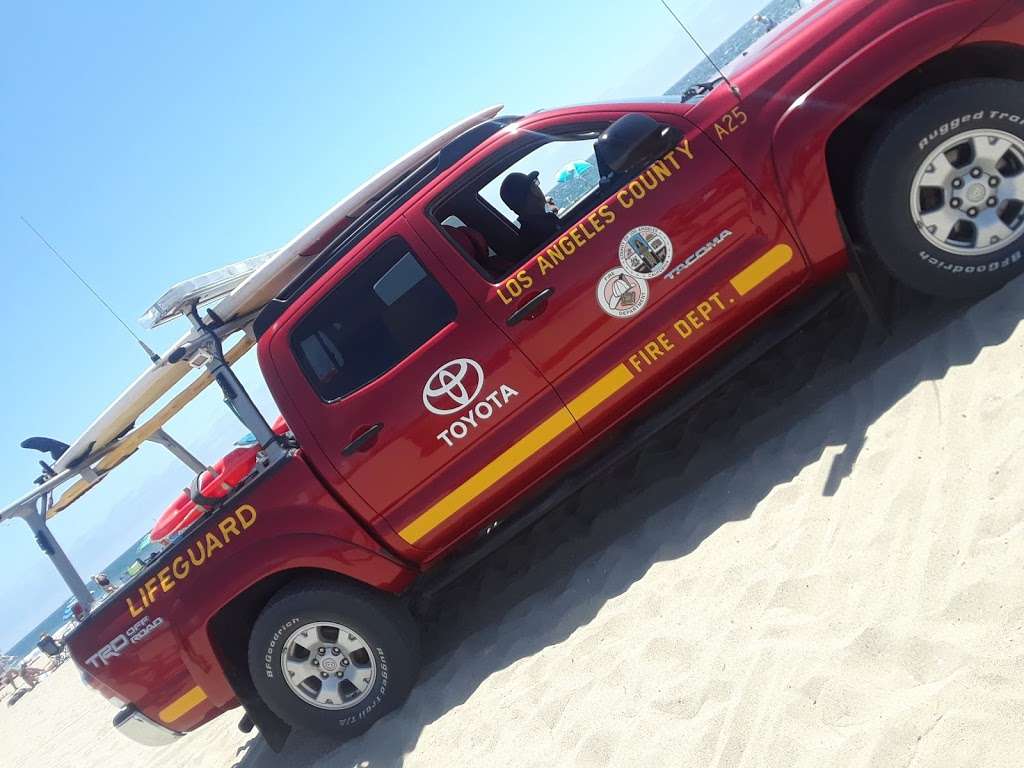 Lifeguard Tower 26 | 2559 Ocean Front Walk, Santa Monica, CA 90405, USA | Phone: (310) 394-3261