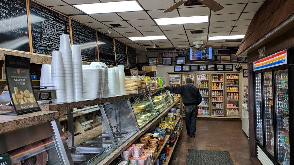 East Village Green Deli | 6 E Village Green, Levittown, NY 11756 | Phone: (516) 796-1234