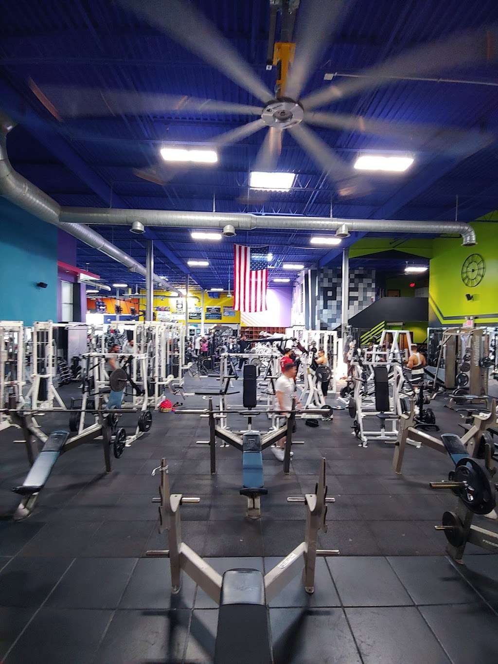 Pro-Fit Deer Park | 41 Mercedes Way, Edgewood, NY 11717 | Phone: (631) 782-6300