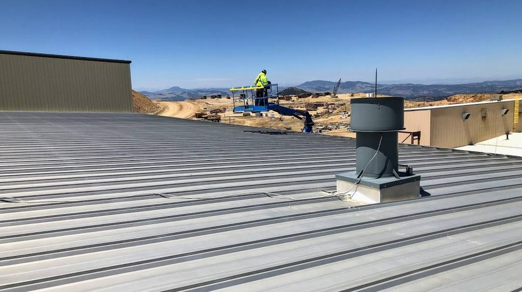 State Roof & Solar | 3070 S Vallejo St Unit A, Englewood, CO 80110, USA | Phone: (303) 523-1205