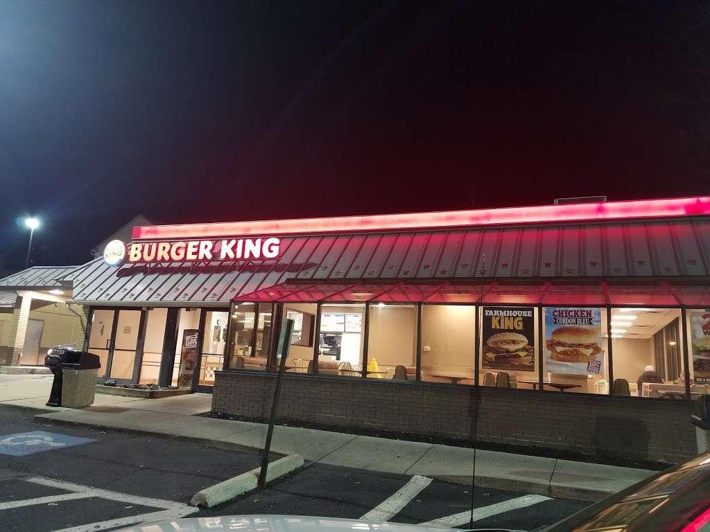 Burger King | 2211 W Market St, Pottsville, PA 17901, USA | Phone: (570) 867-8383