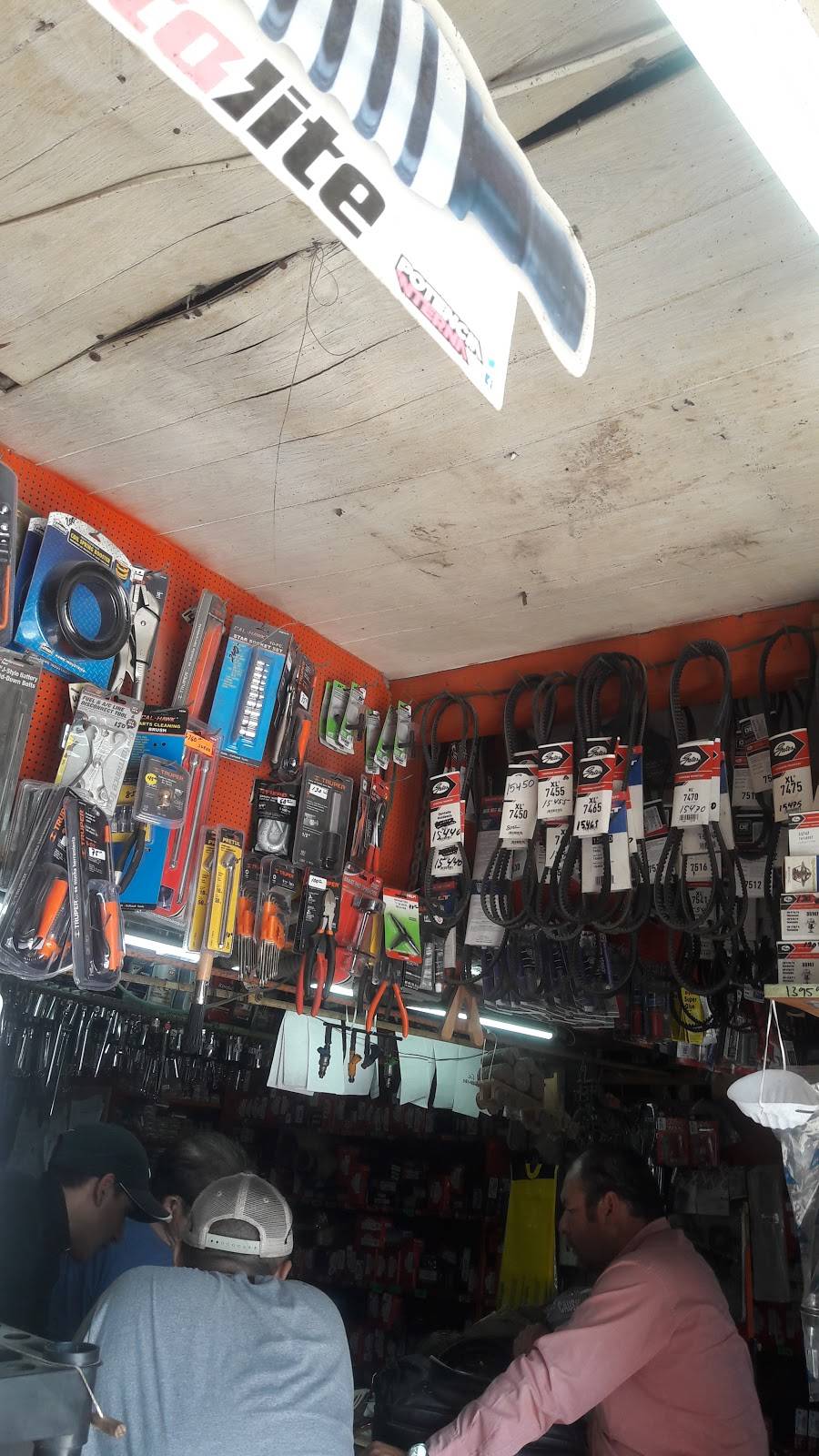 Autopartes AA | El Rosarito 48, Fraccionamiento Monarca, 22645 Tijuana, B.C., Mexico | Phone: 664 636 1088