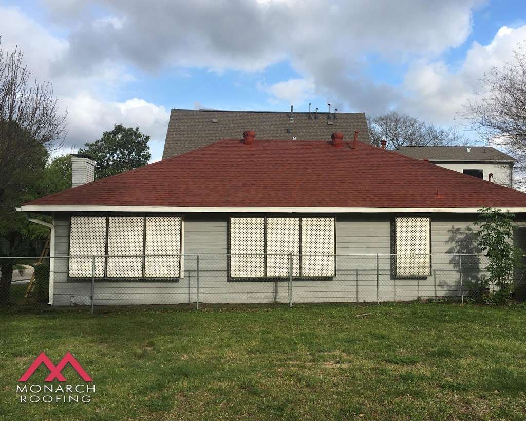 Monarch Roofing | 1010 Oxford St, Houston, TX 77008, USA | Phone: (832) 215-0987