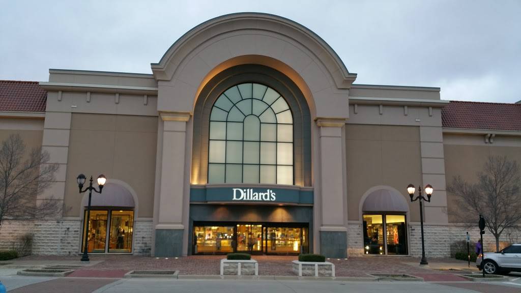 Dillards | 301 Horseshoe Dr, Garland, TX 75040, USA | Phone: (972) 496-4070