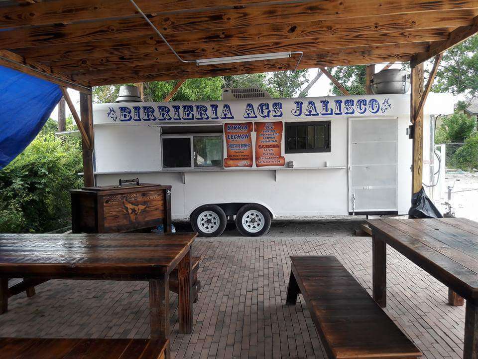 Birrieria Aguascalientes Jalisco | 329 Aldine Mail Rte Rd, Houston, TX 77037, USA | Phone: (832) 682-5815