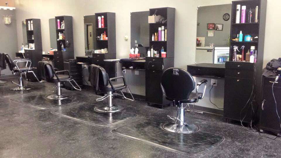 Nubias Hair Salon | 1813 Irving Park Rd, Hanover Park, IL 60133, USA | Phone: (630) 540-0472