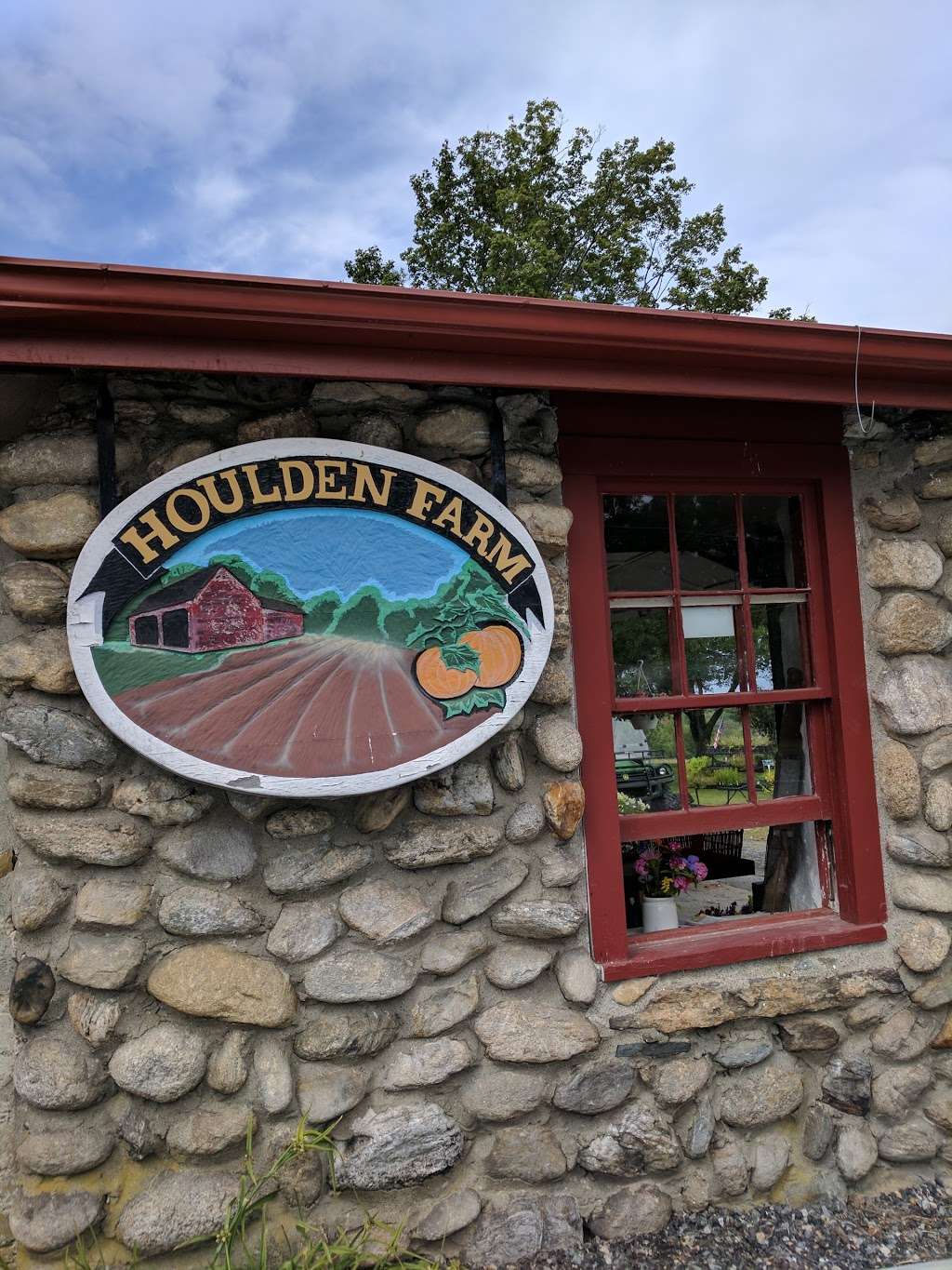 Houlden Farm | 139 Old Westboro Rd, North Grafton, MA 01536, USA | Phone: (508) 839-2409