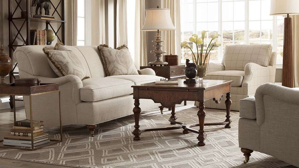 Donnas Home Furnishings | 5629 W Davis St, Conroe, TX 77304, USA | Phone: (936) 828-3788