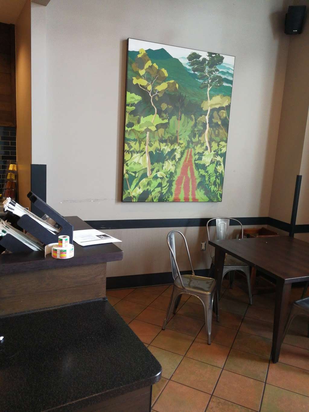 Starbucks | 551 S Hover St, Longmont, CO 80501 | Phone: (720) 864-4393