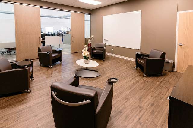 BOS - Office Furniture Dealership | 501 S Gary Ave, Roselle, IL 60172, USA | Phone: (877) 267-0267