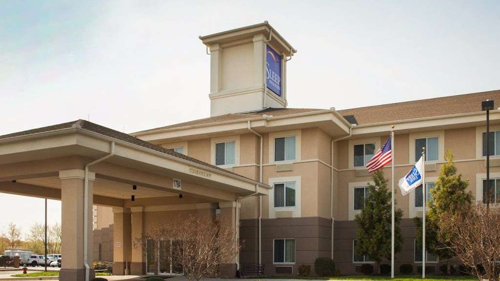 Sleep Inn & Suites | 1784 N Dupont Hwy, Dover, DE 19901, USA | Phone: (302) 735-7770